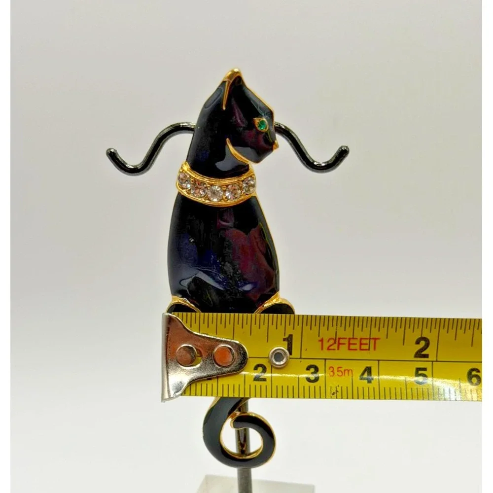 Vtg Trifari Black Enamel Cat‎ Brooch Gold Tone Rhinestone Collar Green Eye Pin